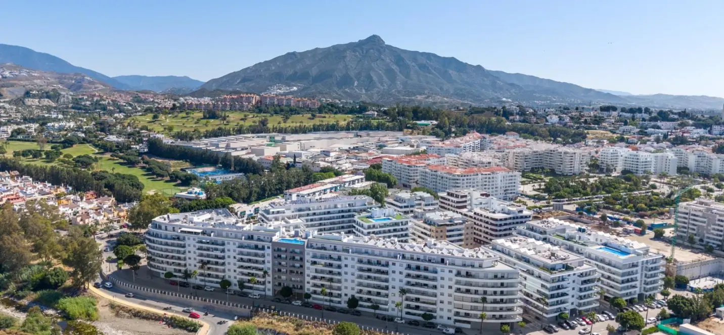 Sale of penthouse in Nueva Andalucía 0