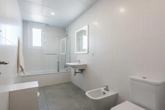 Image 7 thumb