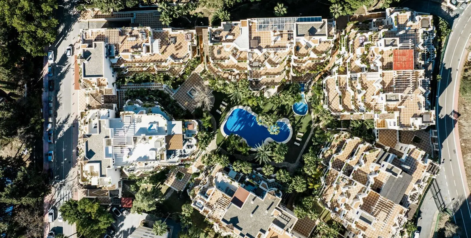 Venta de apartamento en planta media en Nueva Andalucía 5