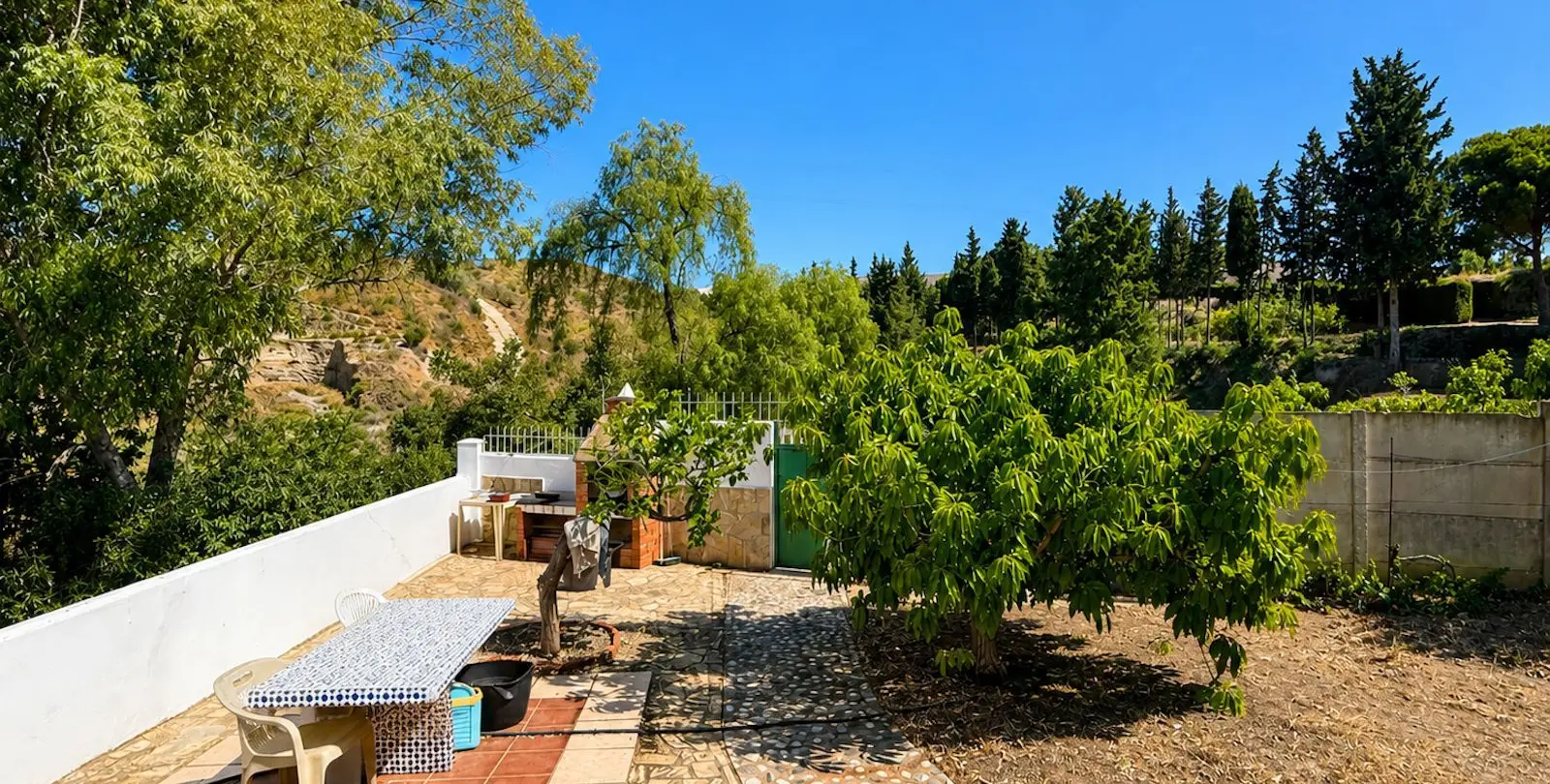 Sale of detached villa in Chilches 10
