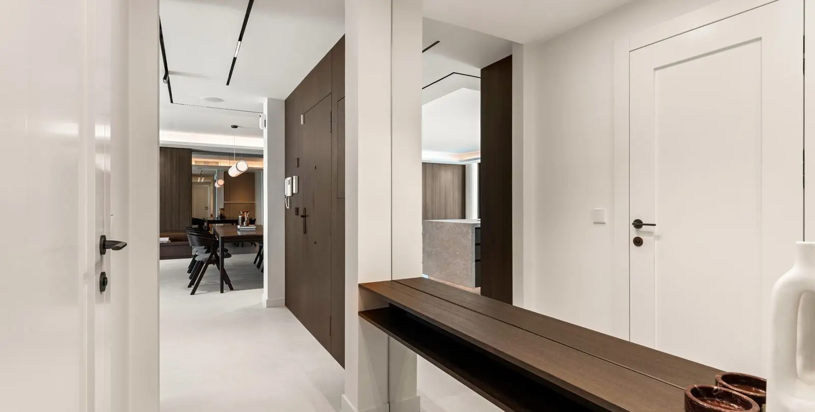 Sale of penthouse in The Golden Mile 15