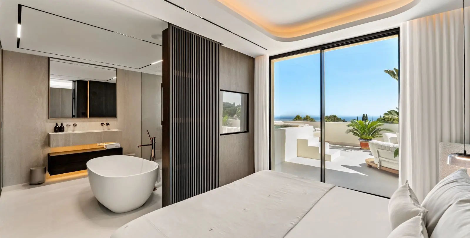 Sale of penthouse in The Golden Mile 17