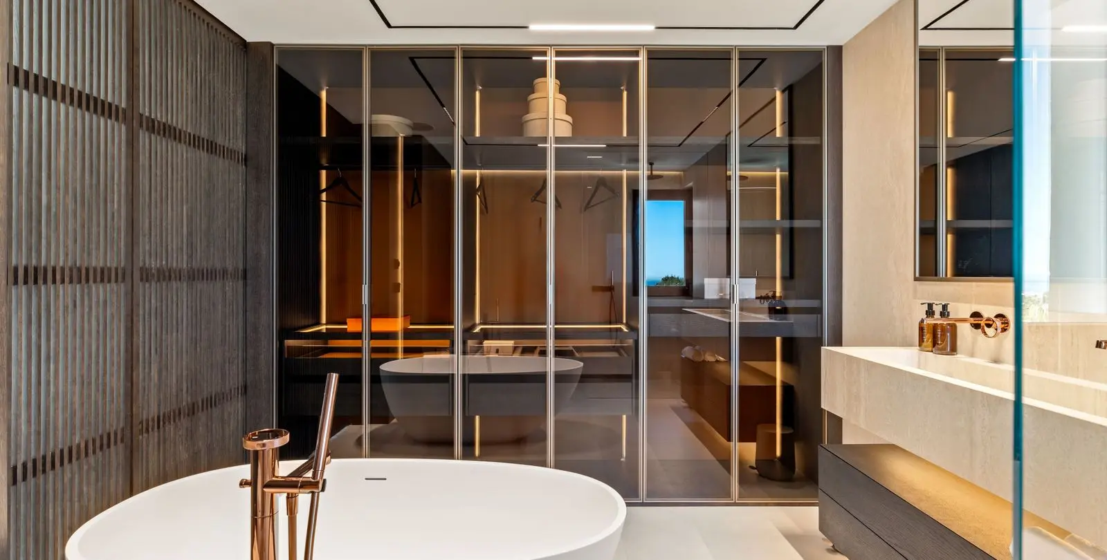 Sale of penthouse in The Golden Mile 19