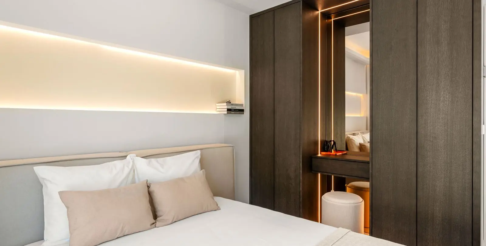 Sale of penthouse in The Golden Mile 36