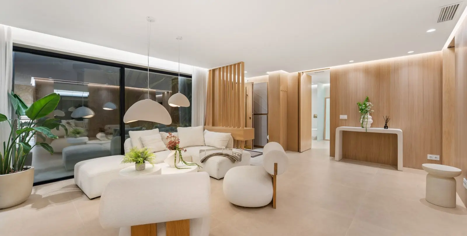 Sale of detached villa in Nueva Andalucía 9