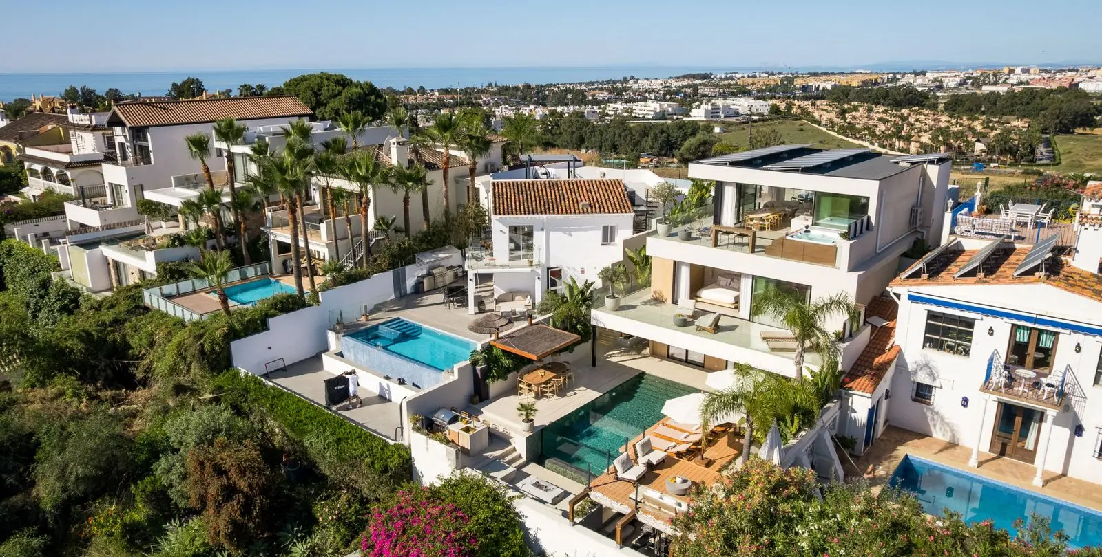 Sale of detached villa in Nueva Andalucía 66
