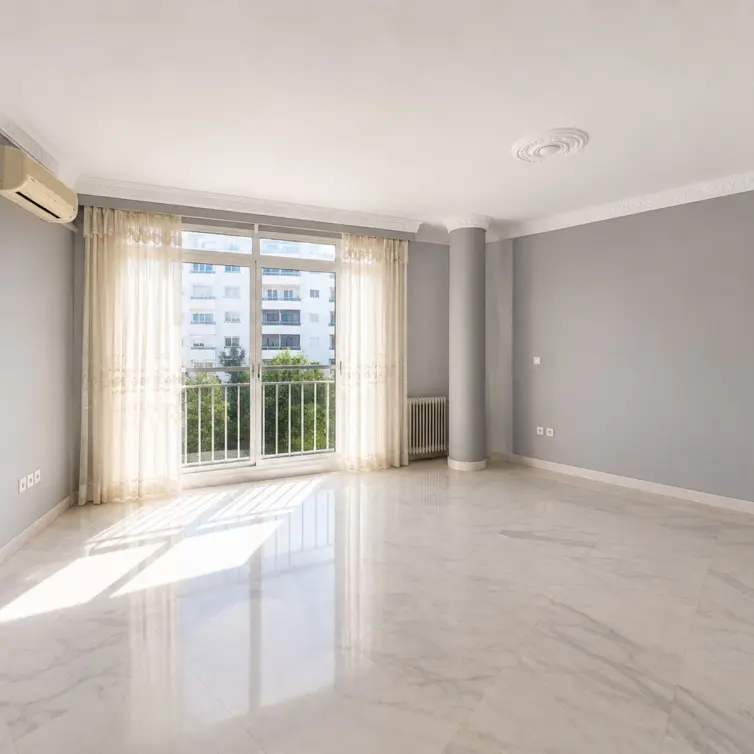 Sale of middle floor apartment in Marbella