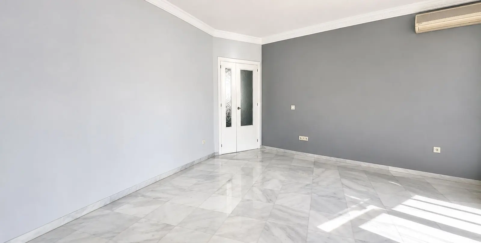 Продажа апартаментов на среднем этаже в Marbella 8