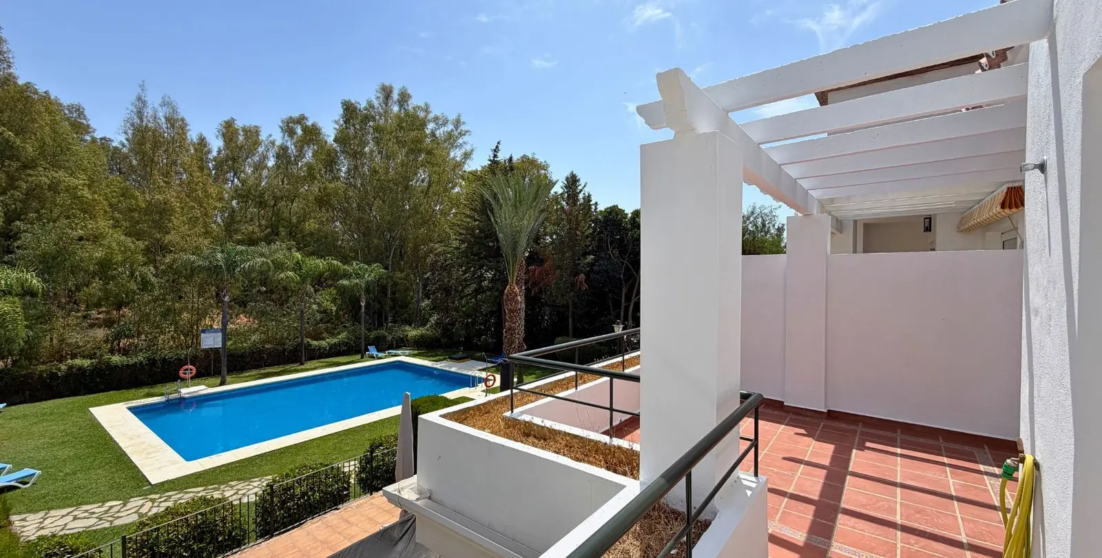 Sale of penthouse in Nueva Andalucía 3