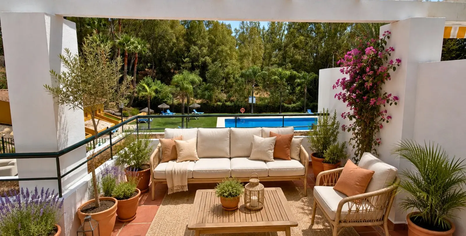 Sale of penthouse in Nueva Andalucía 5