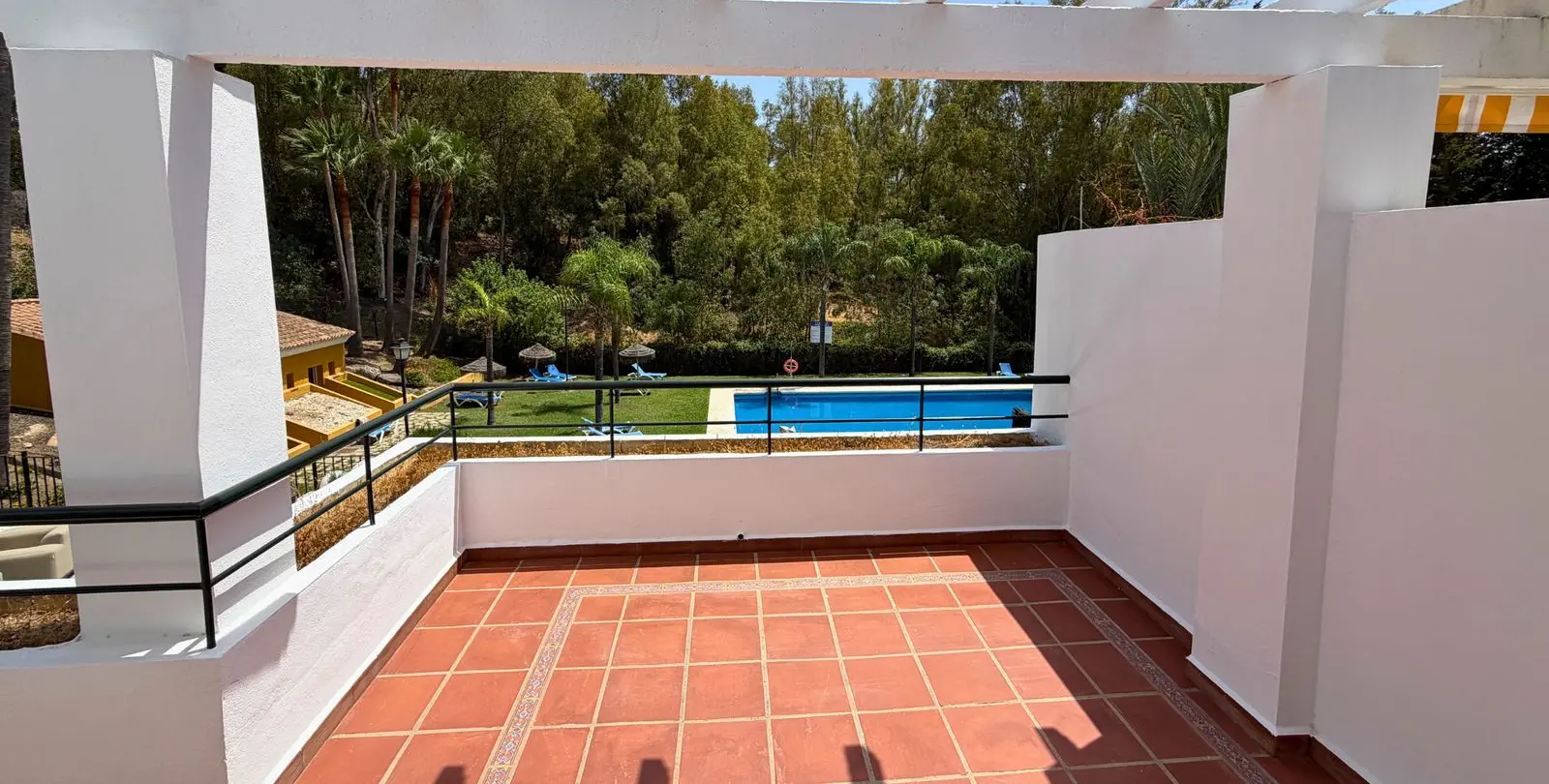 Sale of penthouse in Nueva Andalucía 6