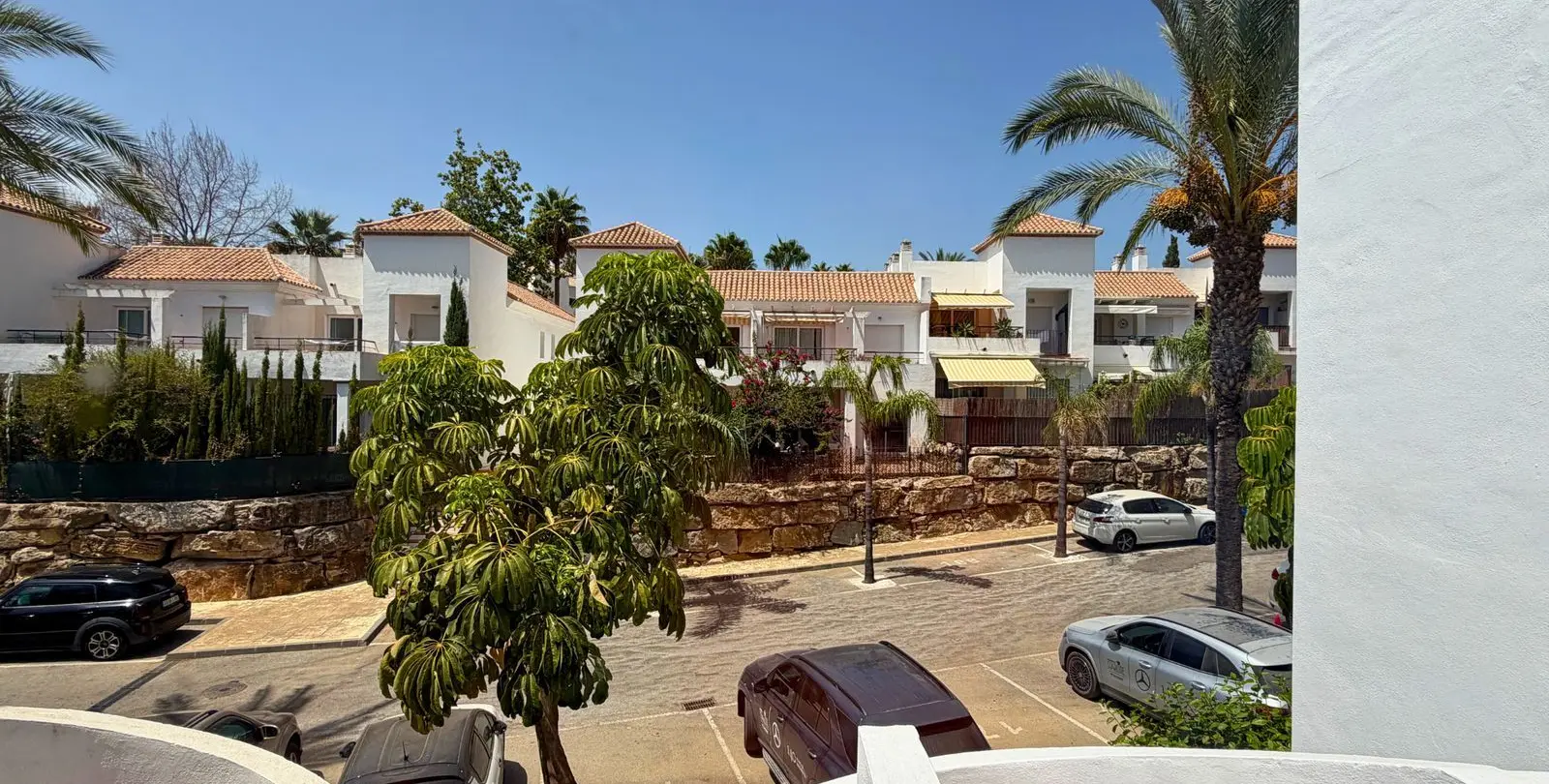 Sale of penthouse in Nueva Andalucía 19