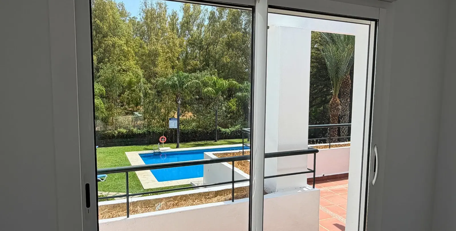 Sale of penthouse in Nueva Andalucía 23
