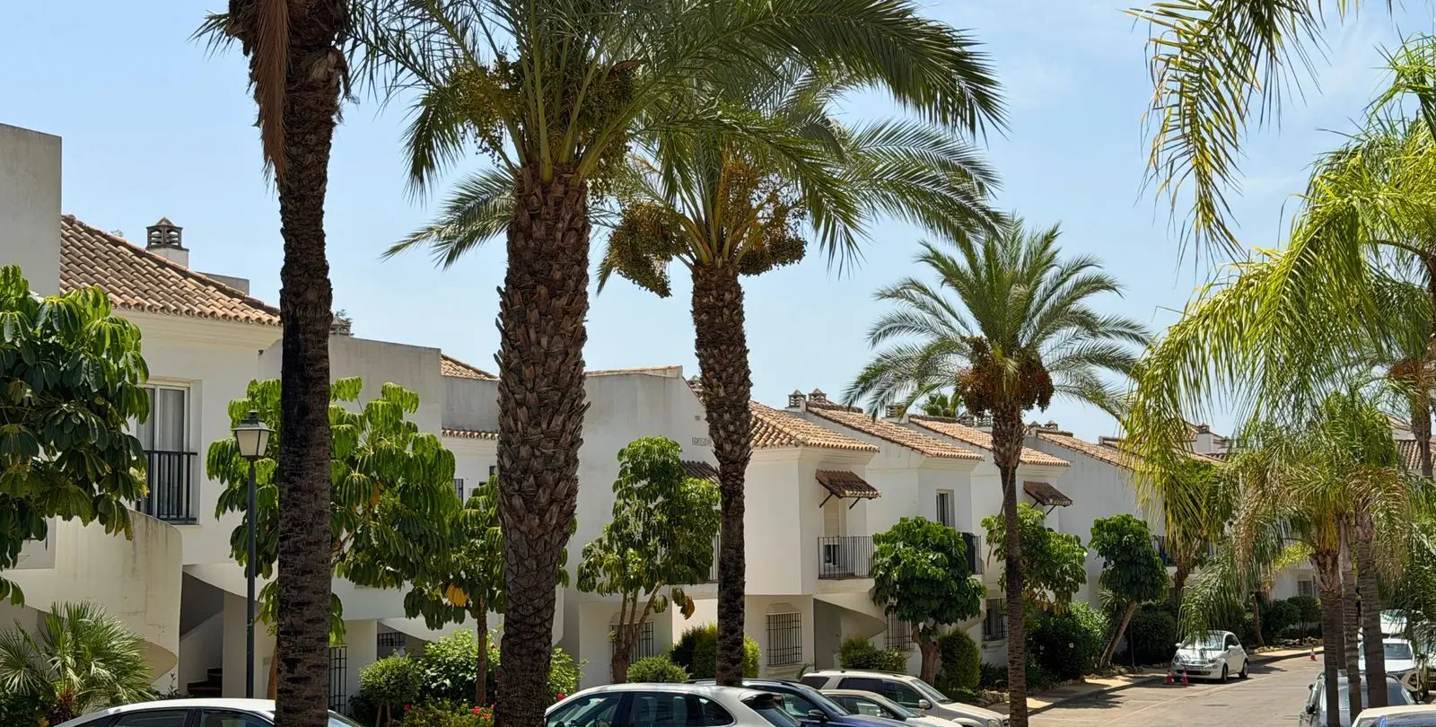 Sale of penthouse in Nueva Andalucía 34