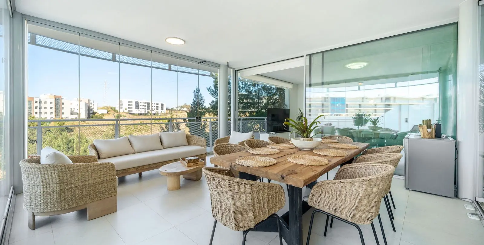 Sale of middle floor apartment in Fuengirola 17
