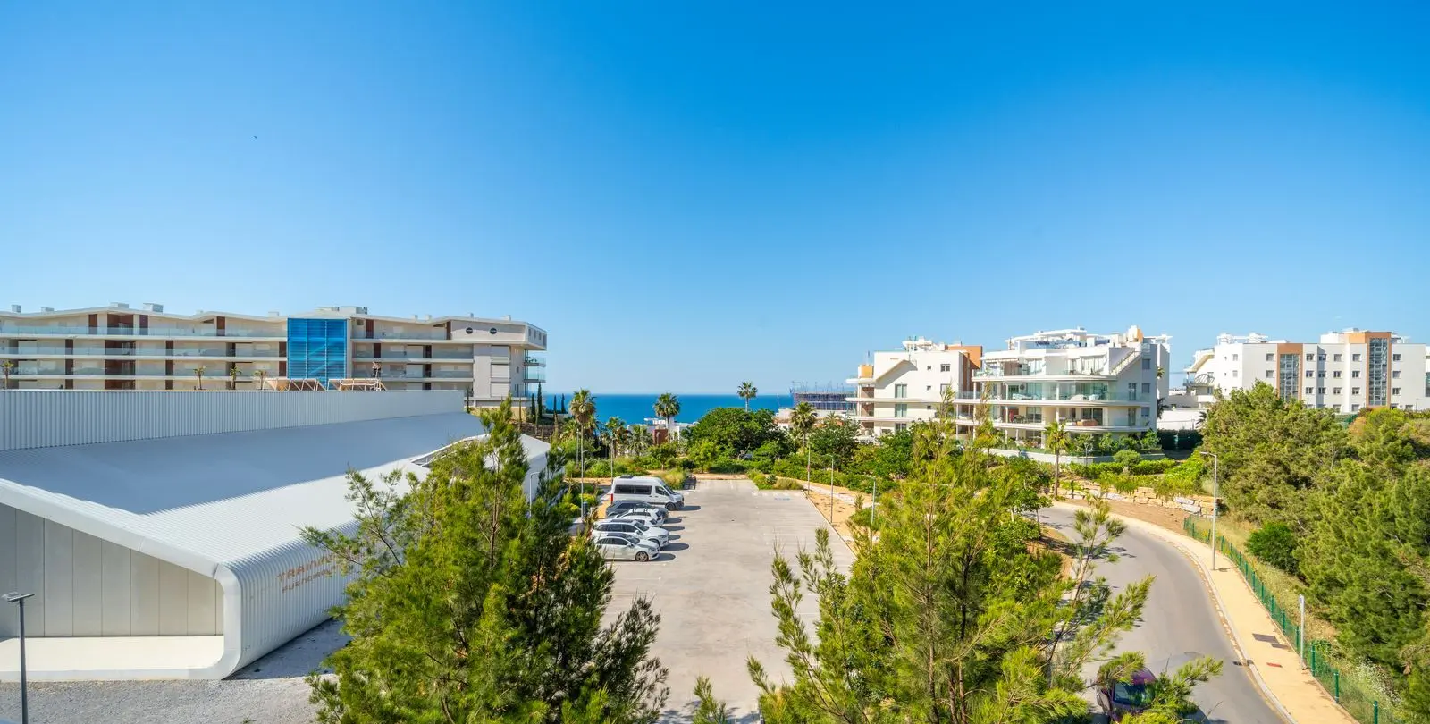 Sale of middle floor apartment in Fuengirola 22
