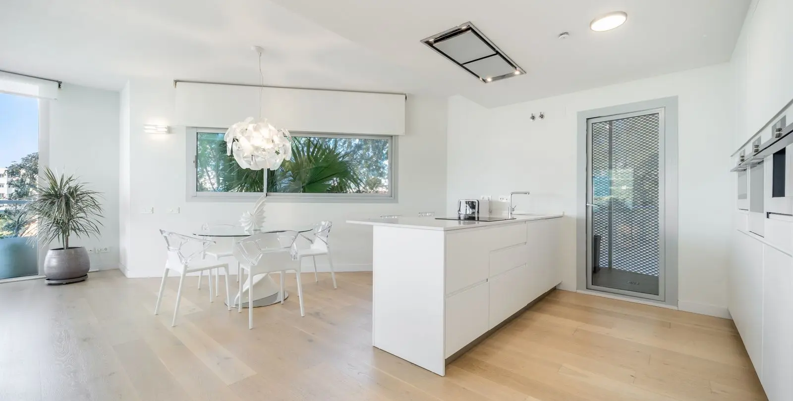 Sale of middle floor apartment in Fuengirola 23