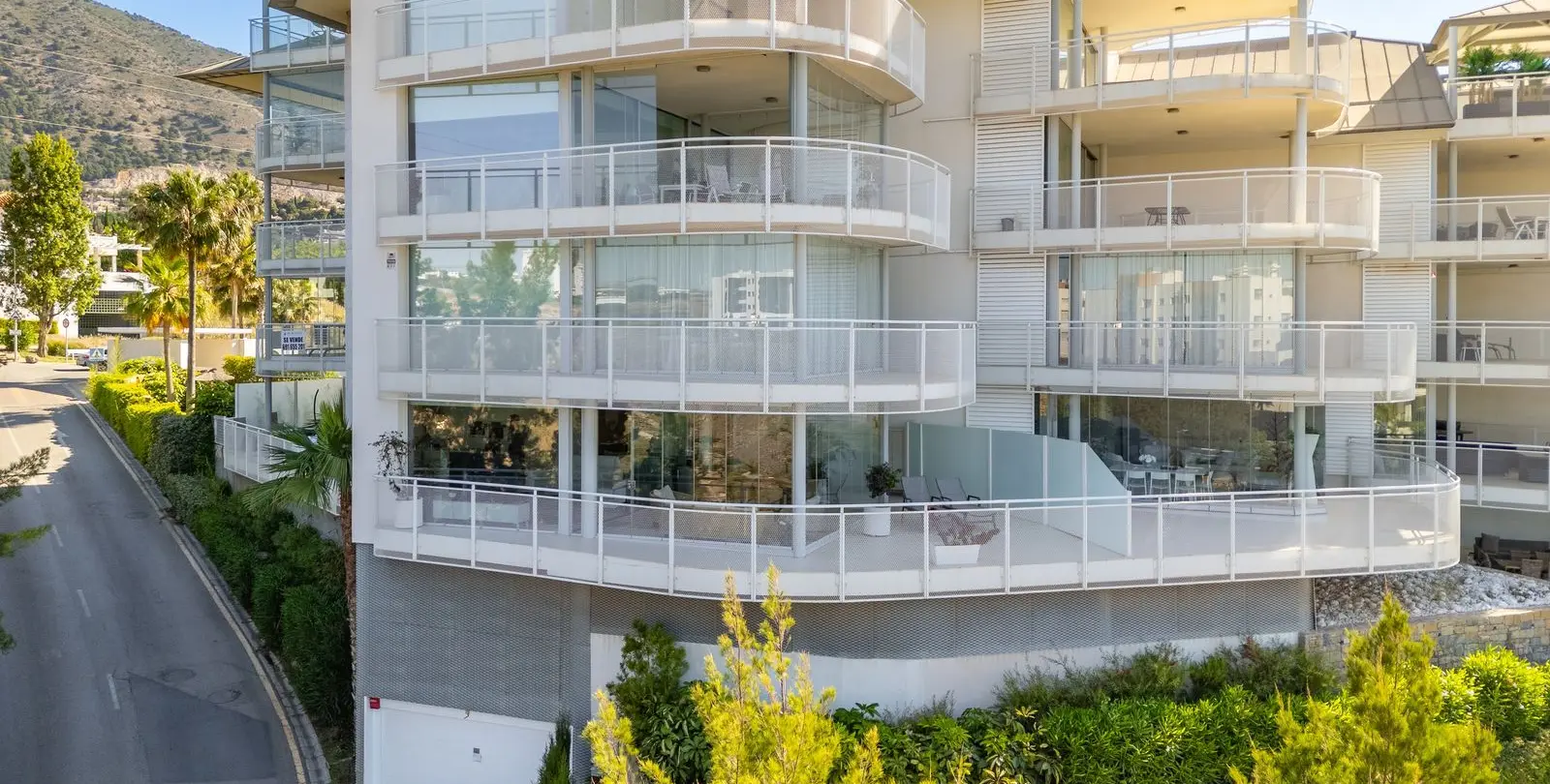 Sale of middle floor apartment in Fuengirola 27