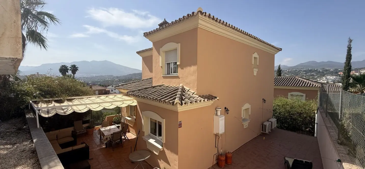 Venta de villa independiente en Coín 0