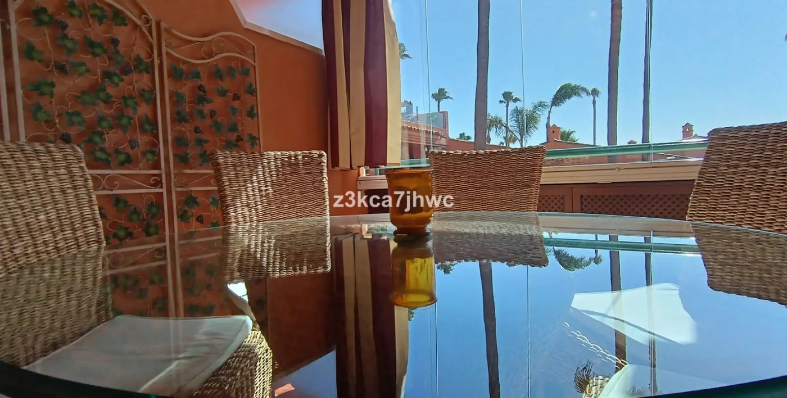 Продажа апартаментов на среднем этаже в Estepona 8