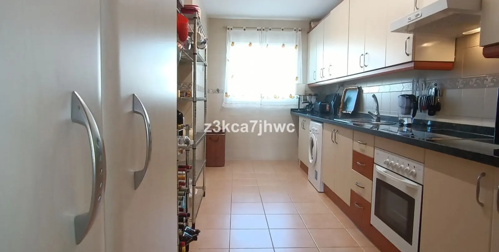 Продажа апартаментов на среднем этаже в Estepona 18