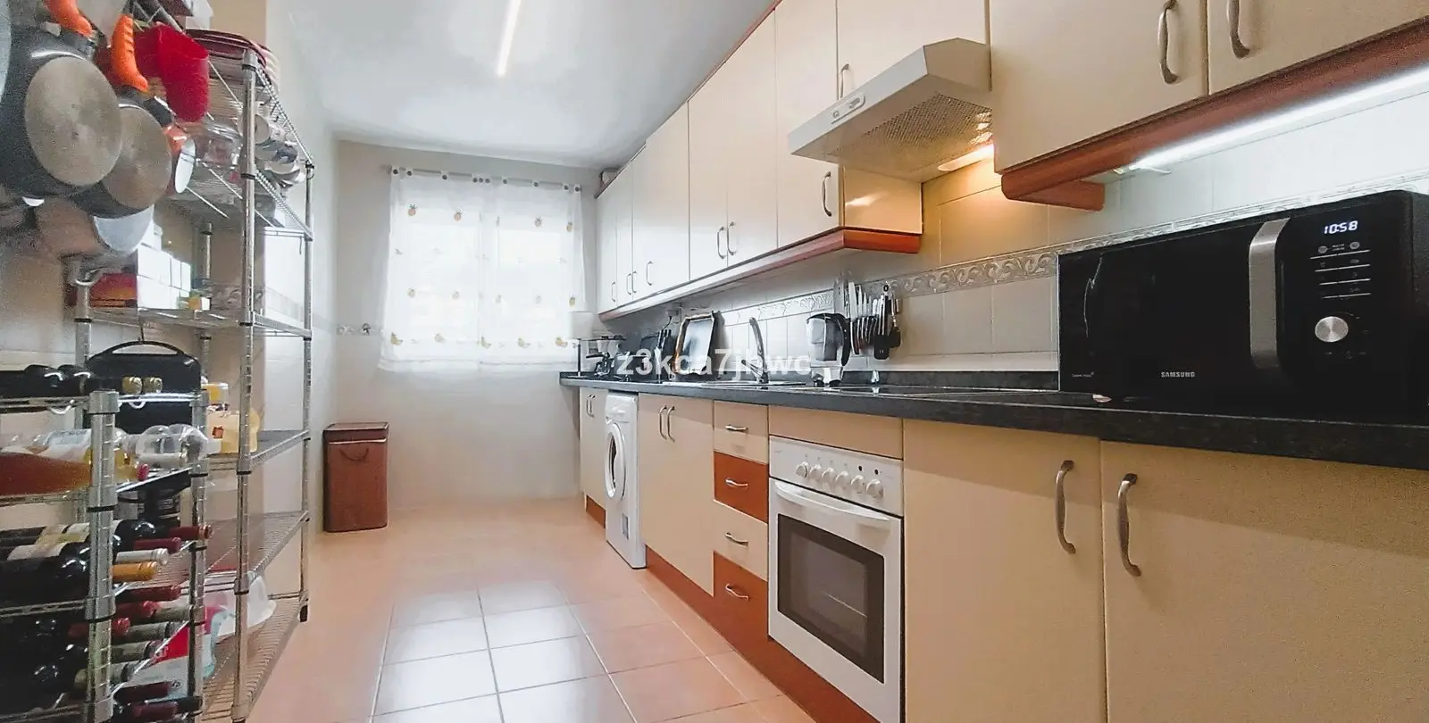 Продажа апартаментов на среднем этаже в Estepona 21