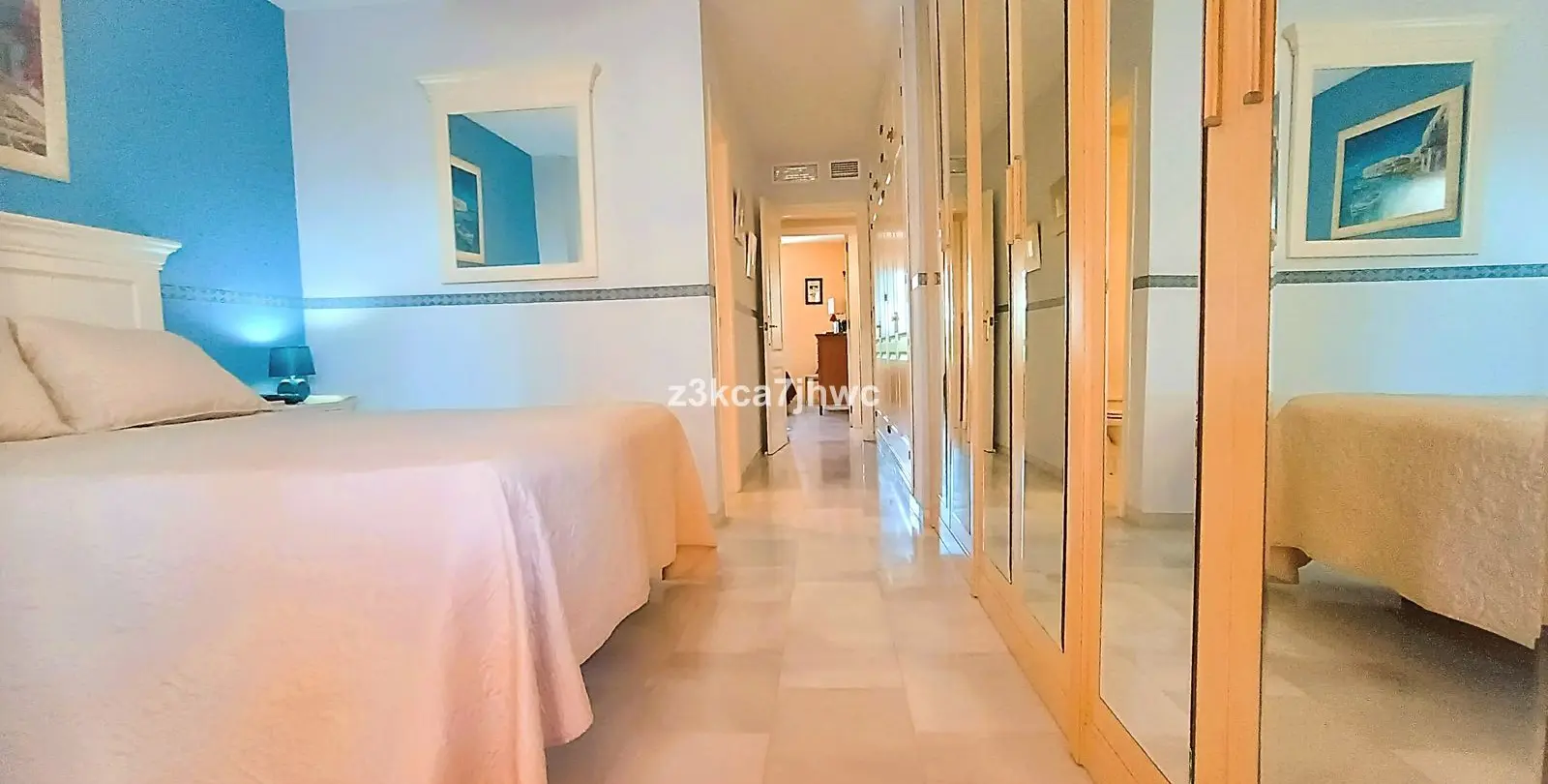 Продажа апартаментов на среднем этаже в Estepona 25