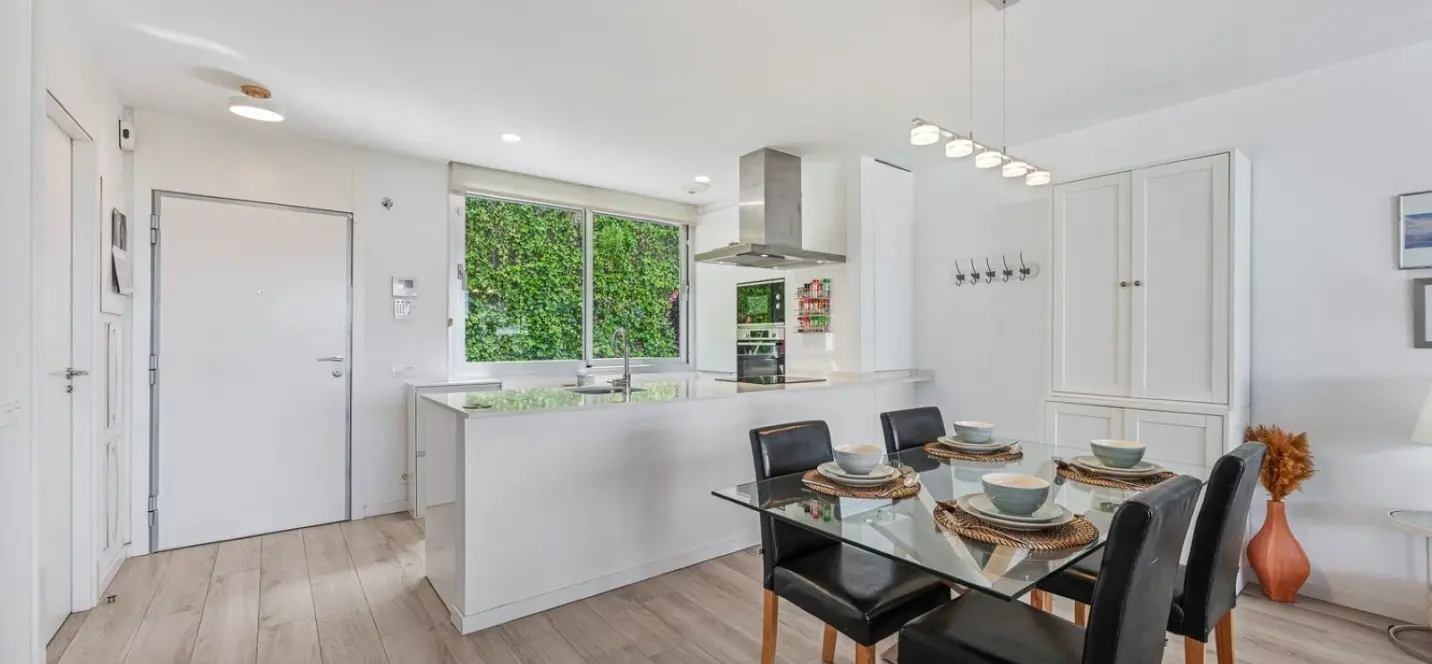Sale of townhouse in Cancelada 1
