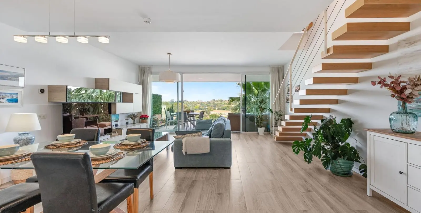 Sale of townhouse in Cancelada 5