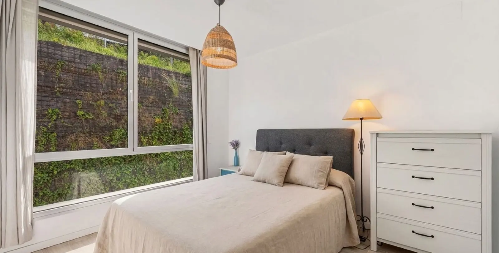 Sale of townhouse in Cancelada 12