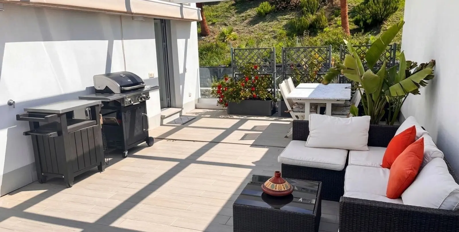 Sale of townhouse in Cancelada 15