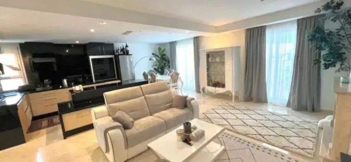 Venta de dúplex en Nueva Andalucía 0