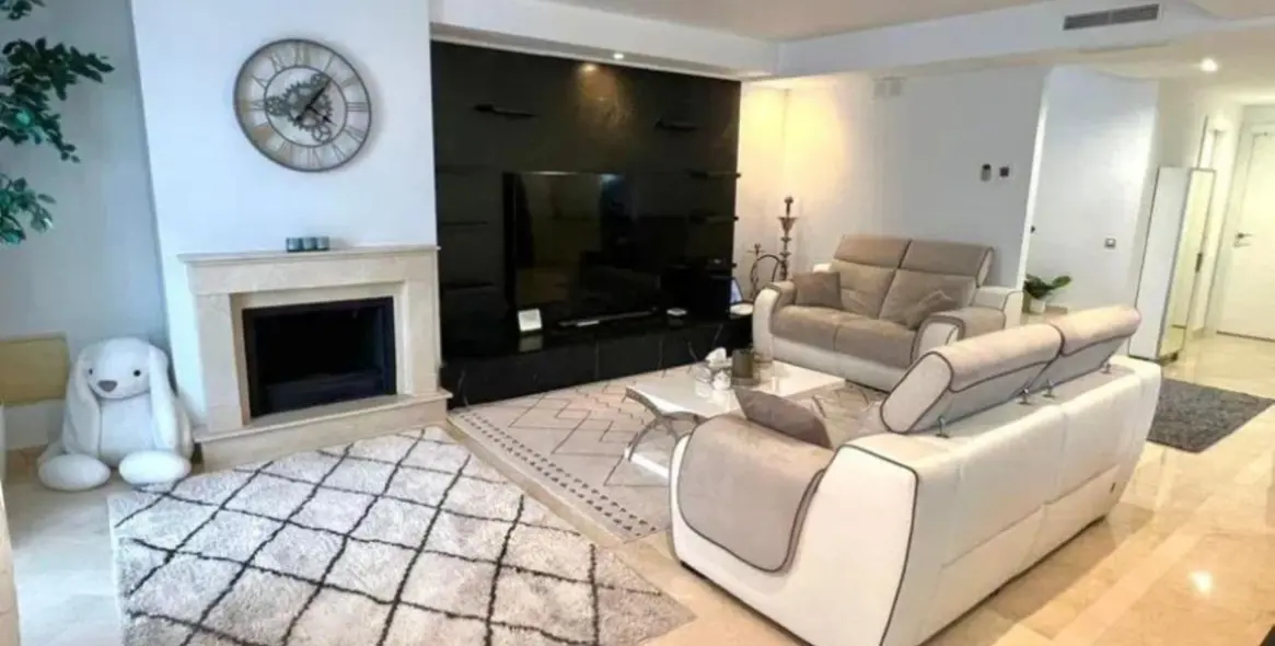 Sale of duplex in Nueva Andalucía 7