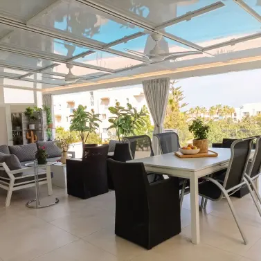 Venta de apartamento en planta media en Torremolinos