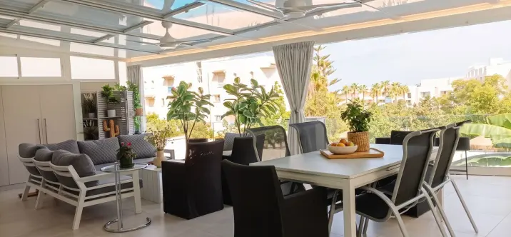 Venta de apartamento en planta media en Torremolinos 1