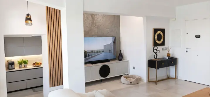 Venta de apartamento en planta media en Torremolinos 3