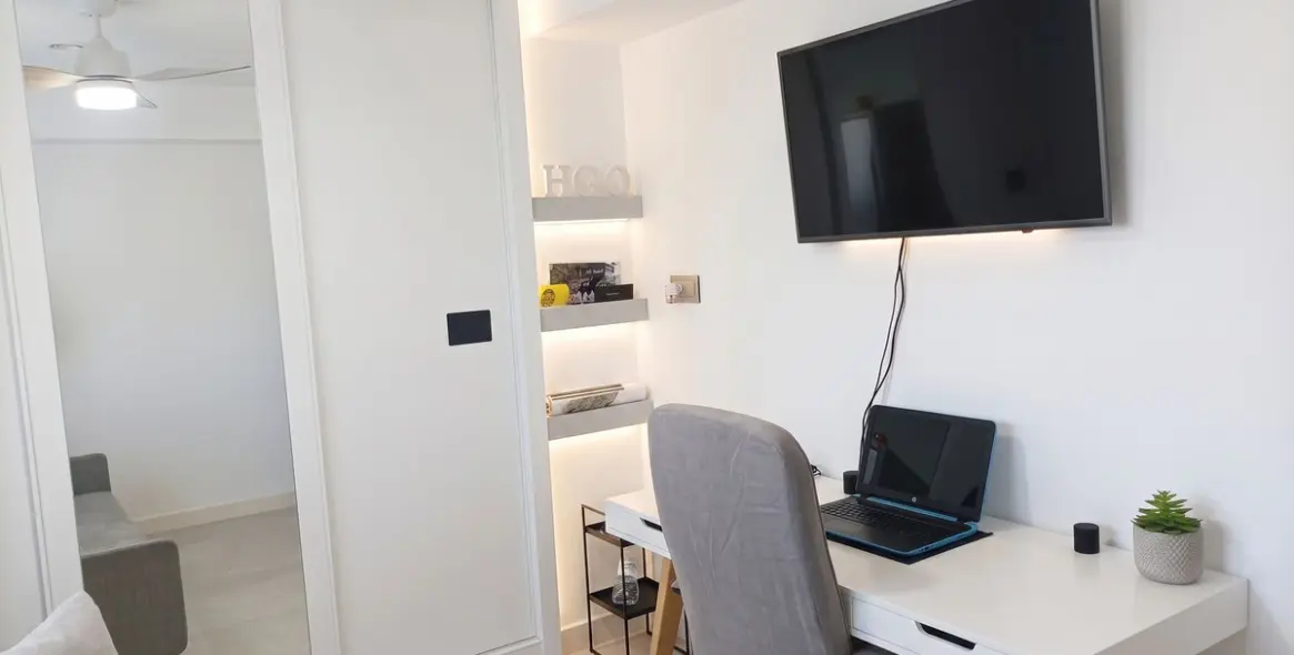 Venta de apartamento en planta media en Torremolinos 12