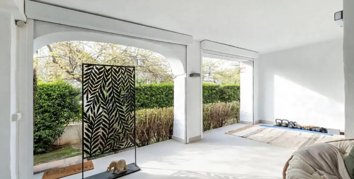 Venta de apartamento en planta baja en Cortijo Blanco 2
