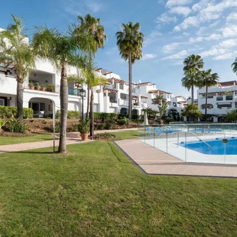 Продажа апартаментов на первом этаже в Cortijo Blanco