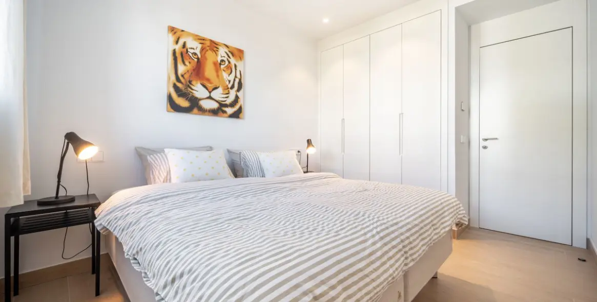 Venta de apartamento en planta media en Fuengirola 28
