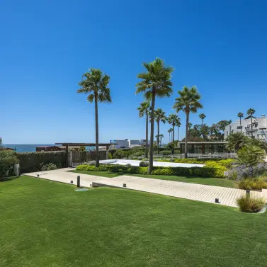 Venta de apartamento en planta baja en Estepona