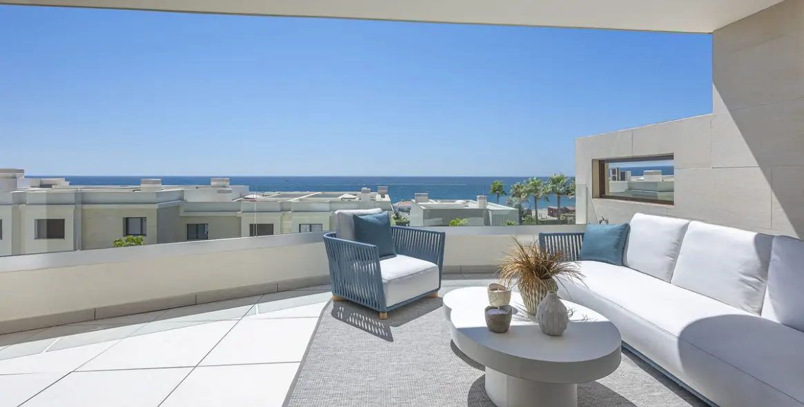Venta de apartamento en planta baja en Estepona 4