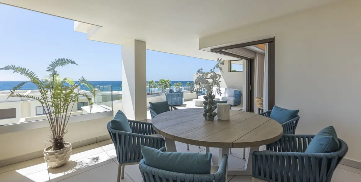 Venta de apartamento en planta baja en Estepona 8