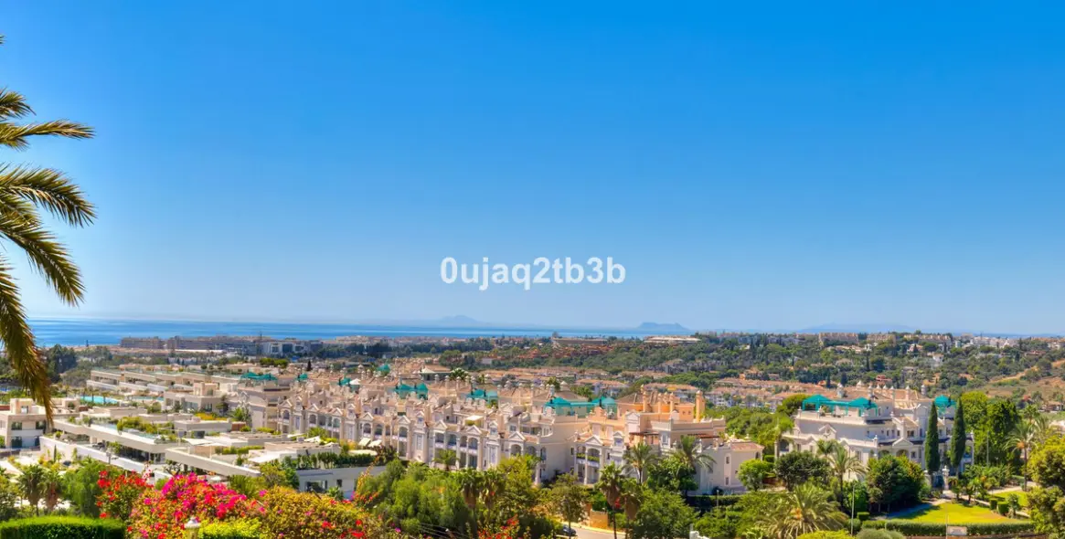 Venta de apartamento en planta media en Marbella 26