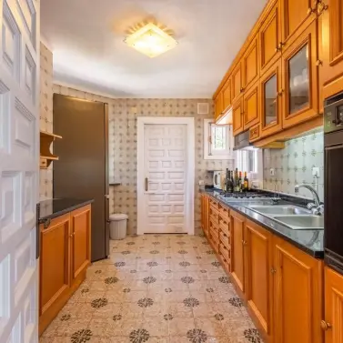 Venta de villa independiente en Estepona