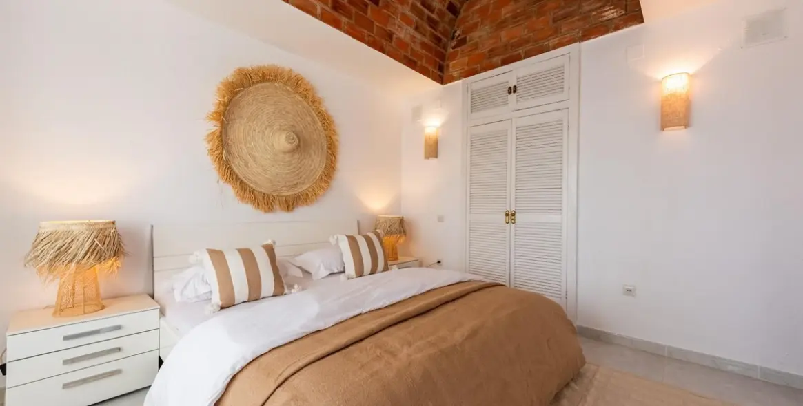 Venta de villa independiente en Estepona 11