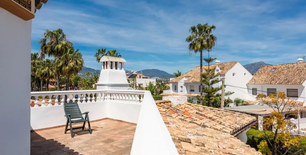 Venta de villa independiente en Estepona 15