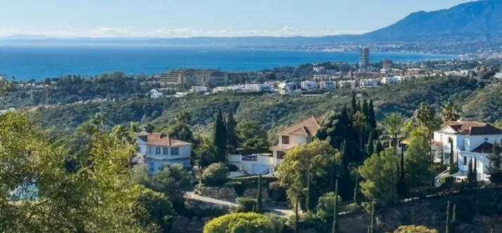 Venta de villa independiente en Marbella 0