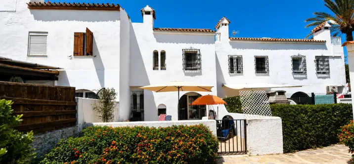 Venta de adosado en Casares Playa 0