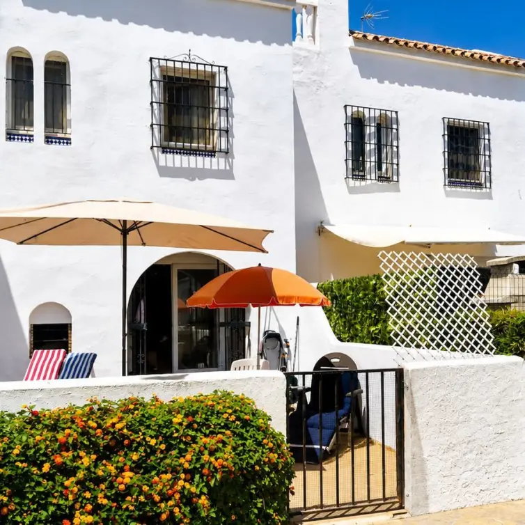 Sale of townhouse in Casares Playa